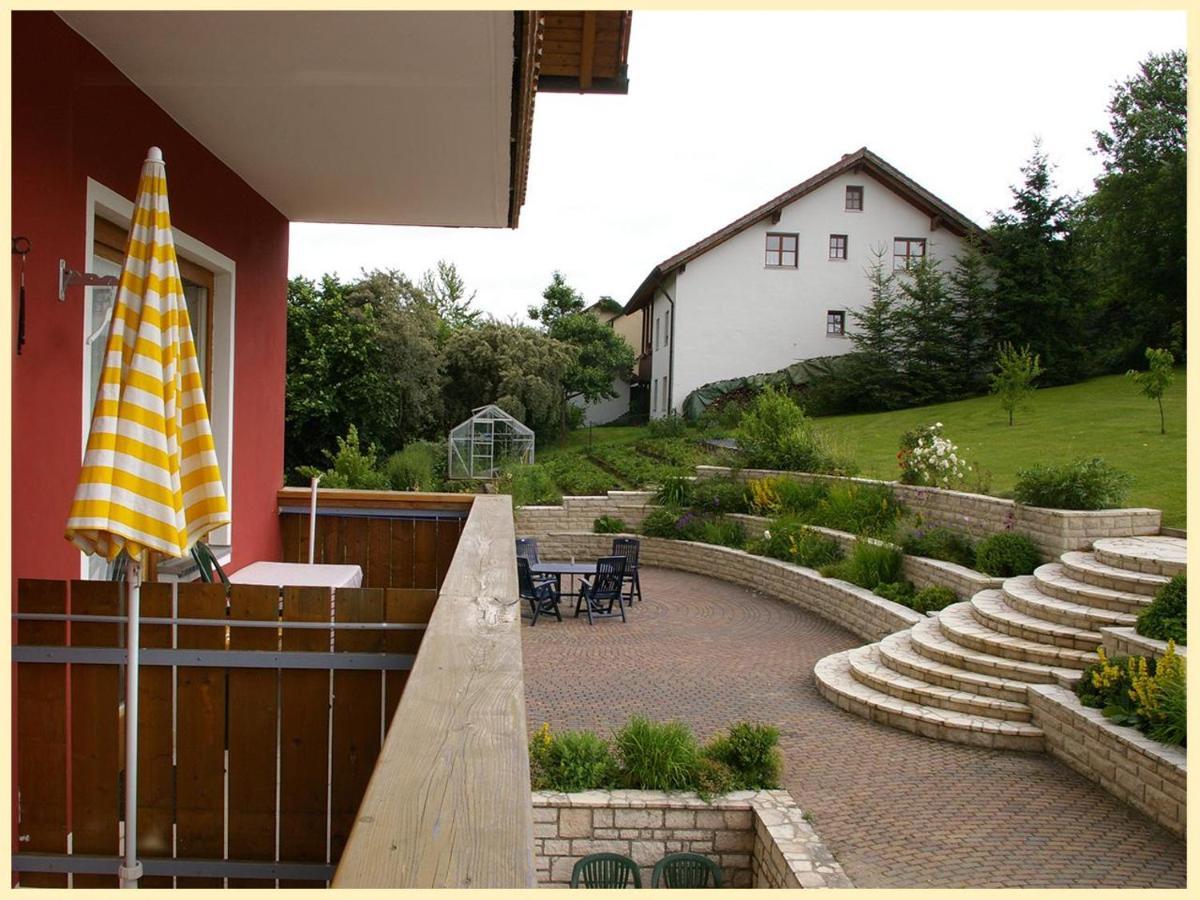 Gastehaus Claudia Bed & Breakfast Bad Abbach Exterior photo